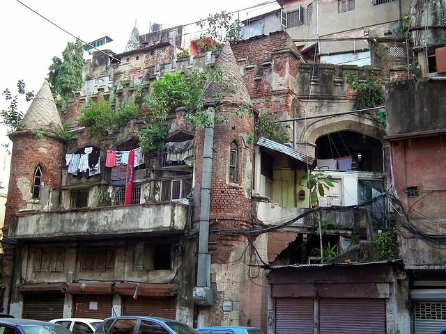 Dilapidated Tagore Castle_1